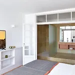 カーサ バルタザール ゲストハウス 4*