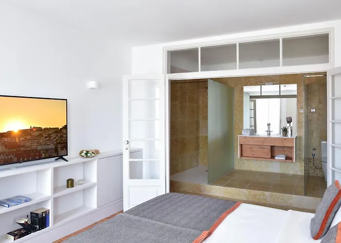 カーサ バルタザール ゲストハウス 4*